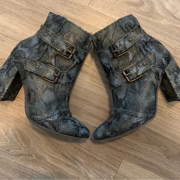 Freebird by Steven blue snake Joey - Picture 2 of 5